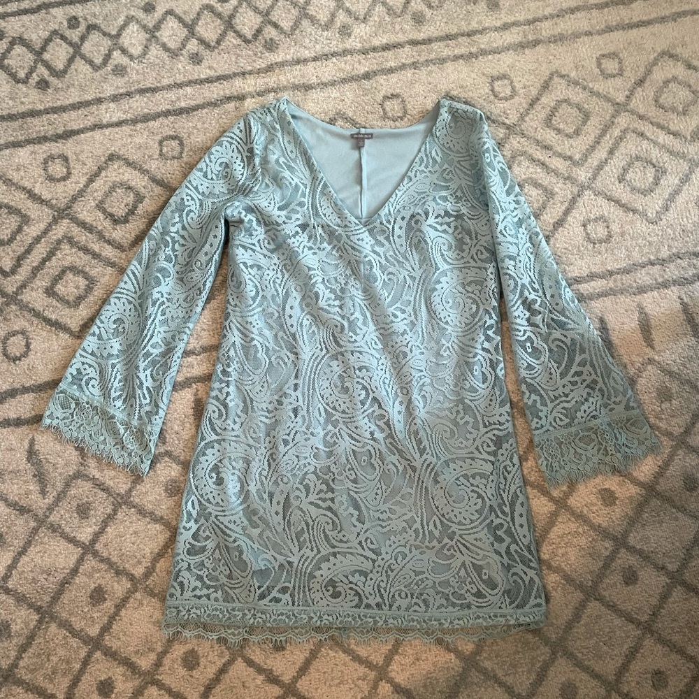 Pretty lace dress